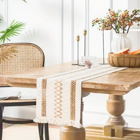 Caminho de Mesa Boho Macramê