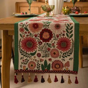 Caminho de Mesa Floral em Chenille com Borla